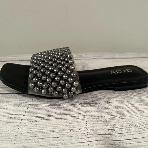 Abound Black Pearl Embellished Women's Sandals/size 6M - Picture 8 of 12